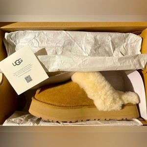 NEW UGG Disquette Suede Platform Slippers Chestnut Wmn’s size 8 Brand New in Box